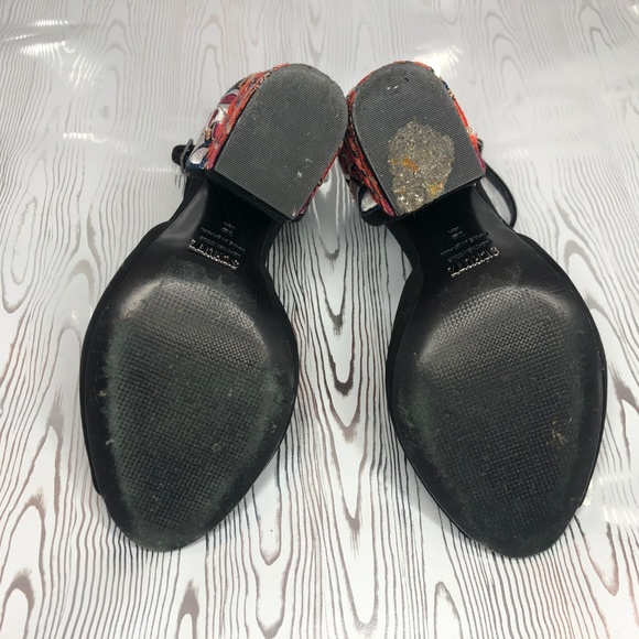 Schutz Keroly Embroidered Ankle strap Sandals - Picture 5 of 5